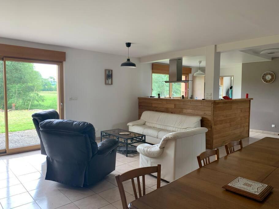 Gite De La Poupardiere, Maison De Campagne En Bordure De Riviere - 2 Nuits Minimum Villa Les Cresnays Exterior foto